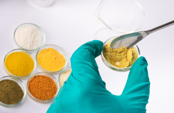 Photo des laboratoires Phodé, zoom sur de la poudre
